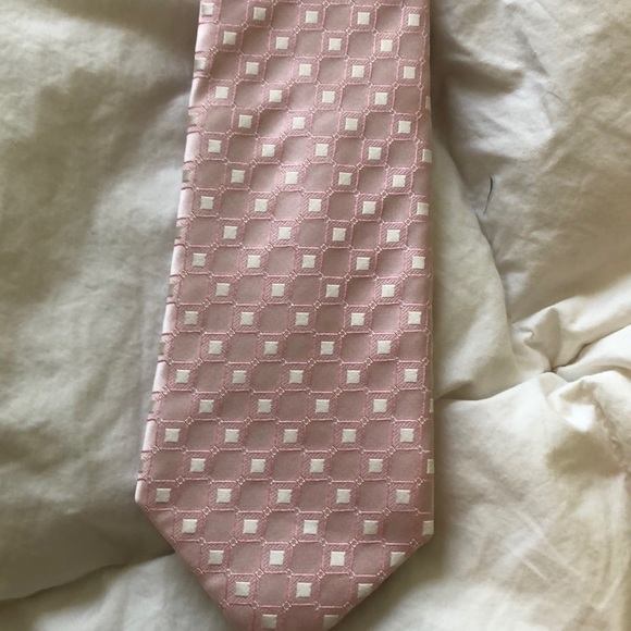 Tie - Picture 2 of 3